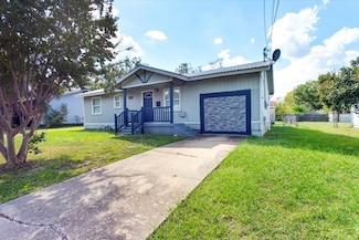 1309 Pine St, Bonham, TX 75418