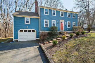 65 Whiffletree Ln, Marshfield, MA 02050