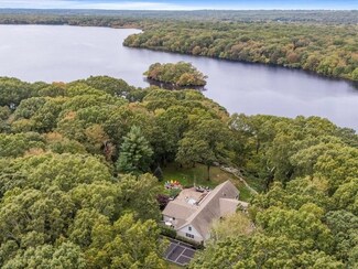 166 Legend Rock Rd, Wakefield, RI 02879