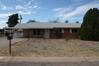 6562 E Calle Castor, Tucson, AZ 85710