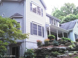 6037 Whippoorwill Dr, Warrenton, VA 20187