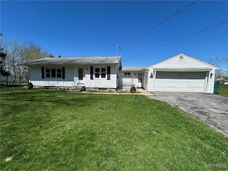 4352 Highland Pkwy, Buffalo, NY 14219