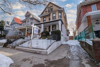 711 E 3 St, Brooklyn, NY 11218