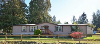 17530 W Lake Goodwin Rd, Stanwood, WA 98292