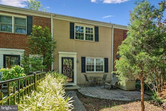 53 Mount Vernon Ave, Alexandria, VA 22301