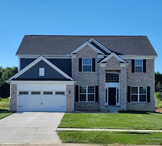 51314 Nature Trail Dr, Macomb, MI 48042