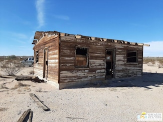 68724 Rainier Rd, Twentynine Palms, CA 92277