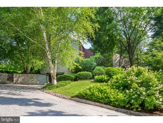 811 Stoke Rd, Villanova, PA 19085