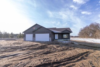 5449 18th St, Princeton, MN 55371