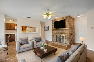 1301 Memory Ln Unit 4910, Arlington, TX 76011