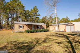 5627 Yellow Bluff Rd, Blackshear, GA 31516
