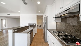 9401 Alcott St Unit 304, Los Angeles, CA 90035