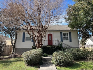 6856 Vicksburg St, New Orleans, LA 70124