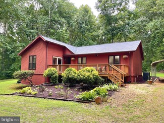 3 Winslow Rd, Fredericksburg, VA 22406