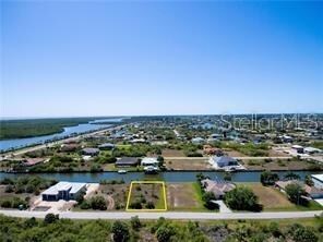 15674 Margo Cir, South Gulf Cove, FL 33981