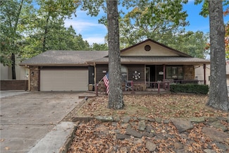17 Yarmouth Dr, Bella Vista, AR 72715