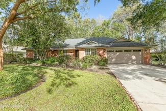 2217 Hammock Oaks Dr N, Jacksonville, FL 32223