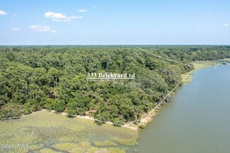 333 Brickyard Point Rd S, Beaufort, SC 29907