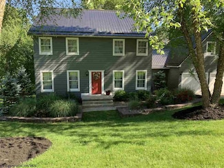 20 Canterbury Dr, Clarksburg, WV 26301