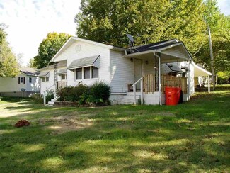490 N Bedford St, Puxico, MO 63960