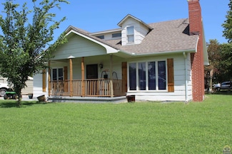 432 Lakin St, Osage City, KS 66523