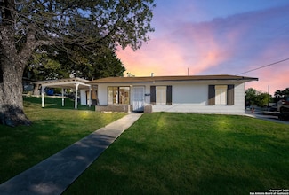351 Pool Dr, San Antonio, TX 78223