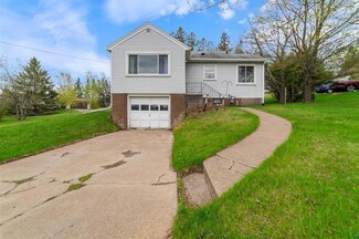 2505 Piedmont Ave, Duluth, MN 55811