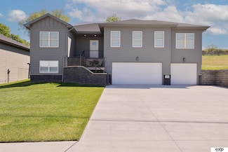 513 13th Ave, Plattsmouth, NE 68048