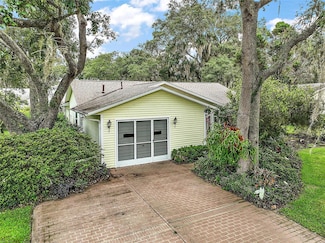 24 Brigadoon Cir Unit 24B, Leesburg, FL 34788