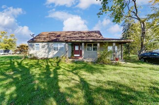 1292 E Jackson Rd, Springfield, OH 45502