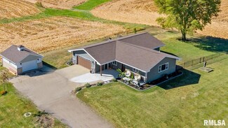 18269 Townline Rd, Pekin, IL 61554