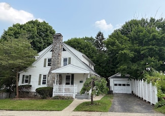 28 Highland Ave, Naugatuck, CT 06770