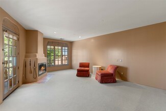 3101 Old Pecos Trail Unit 320, Santa Fe, NM 87505