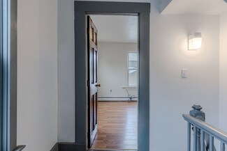 34 Perkins St Unit 2, Gloucester, MA 01930