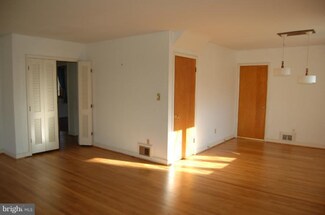 6803 Wells Pkwy, University Park, MD 20782