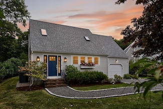 37 Seashell Ln, East Falmouth, MA 02536