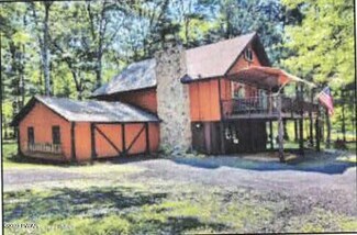 110 Wild Cherry Rd, East Stroudsburg, PA 18301