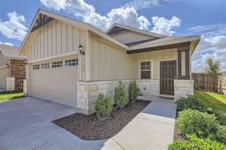 500 Compania Cove, Liberty Hill, TX 78642