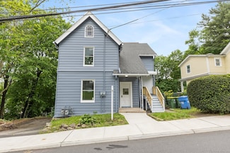 45 Aurora St, Waterbury, CT 06708