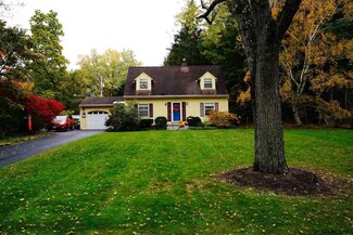 7 Morningside Dr, Schenectady, NY 12303