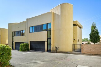 9327 Hilton Ave NE, Albuquerque, NM 87111