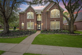 1018 Quiet Glen Ct, Sugar Land, TX 77479