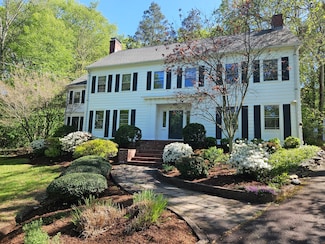 64 Blake Rd, Hamden, CT 06517