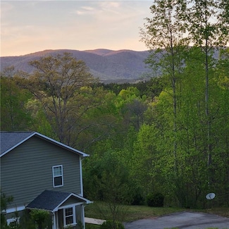 590 Ridge Rd, Dawsonville, GA 30534