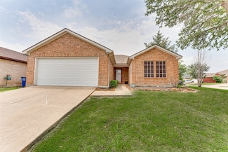 1900 Clear Creek Dr, Little Elm, TX 75068