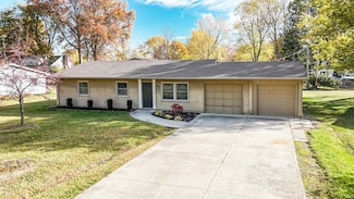 5306 Sandalwood Dr, Fort Wayne, IN 46835