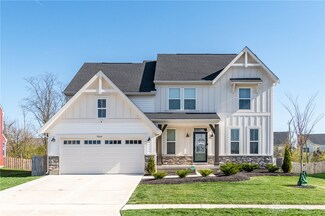 9064 Lakeside St, Tipp City, OH 45371