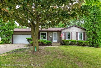 1025 Old Erin Way, Lansing, MI 48917