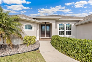 497 Rotonda Cir, Rotonda West, FL 33947