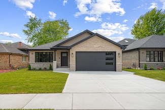 11122 S Leamington Ave, Alsip, IL 60803